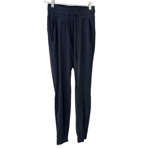 Lululemon Ready To Rulu Pant *29"
Black 2 - Picture 3 of 5